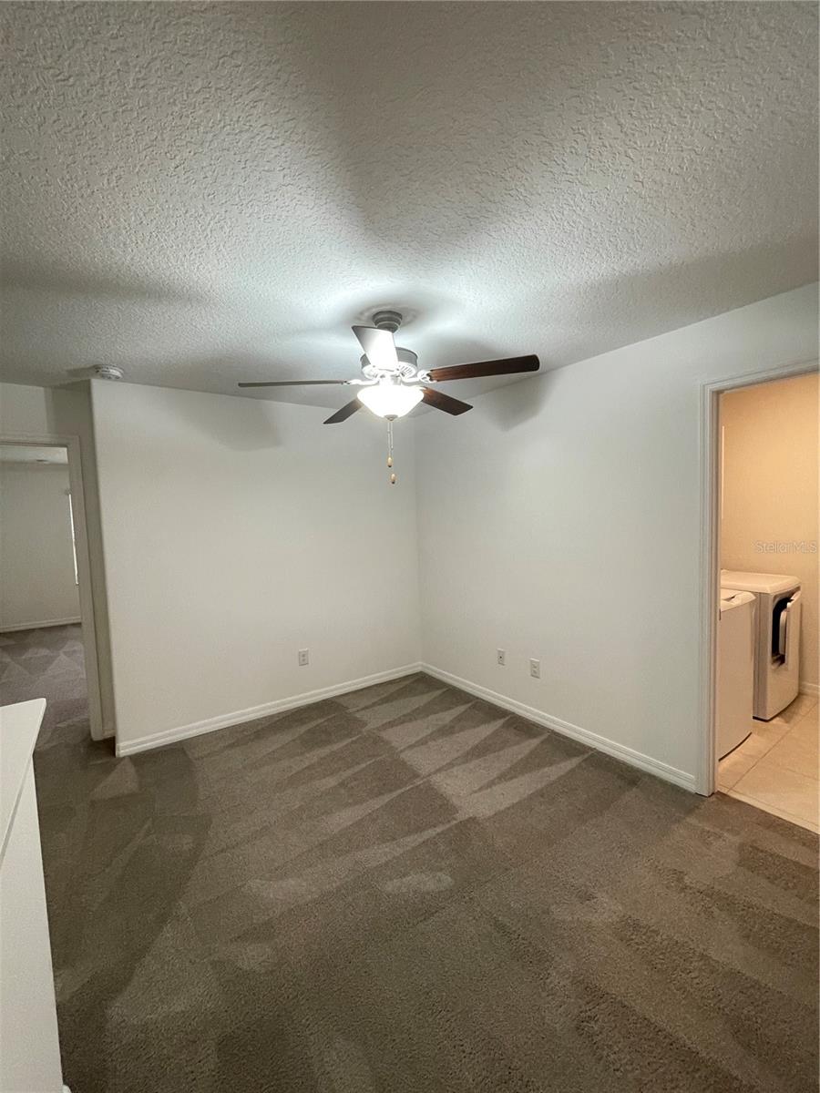 TOWNES/VERIDIAN - Residential Lease