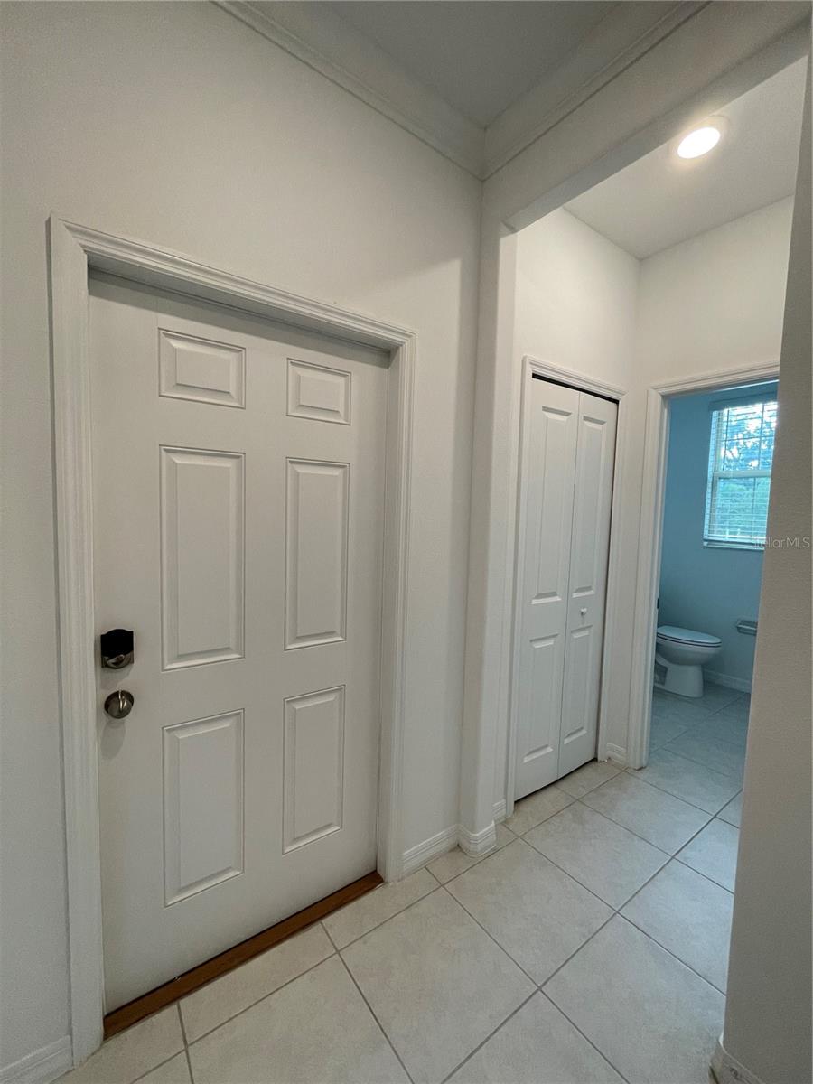 TOWNES/VERIDIAN - Residential Lease