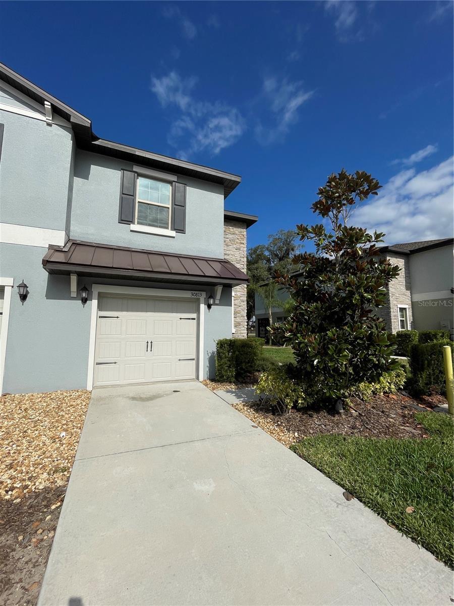 TOWNES/VERIDIAN - Residential Lease