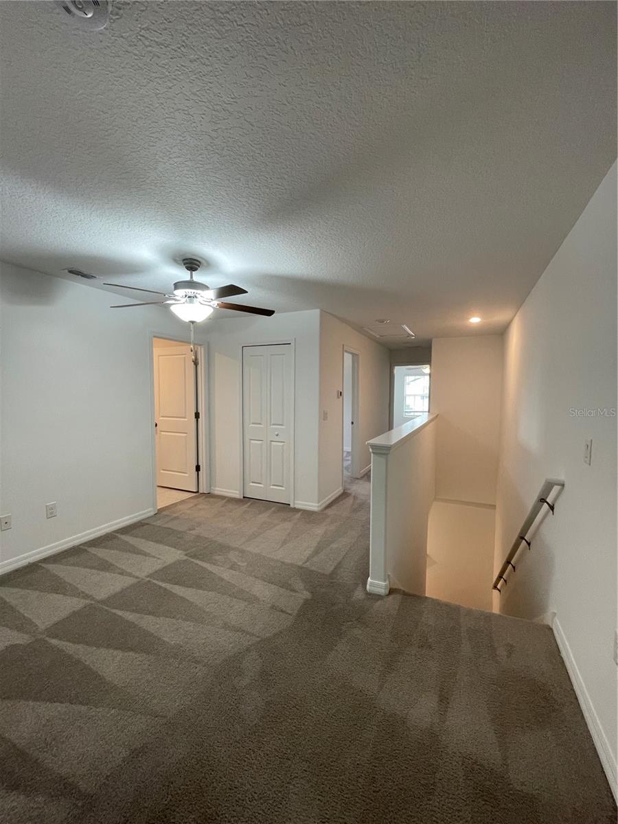 TOWNES/VERIDIAN - Residential Lease