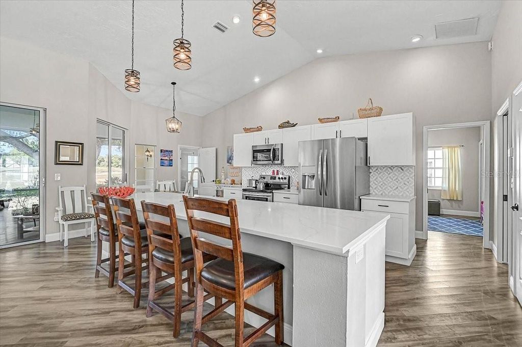 Photo of 4427 Highland Oaks Circle, Sarasota, FL 34235 (MLS # A4687656)