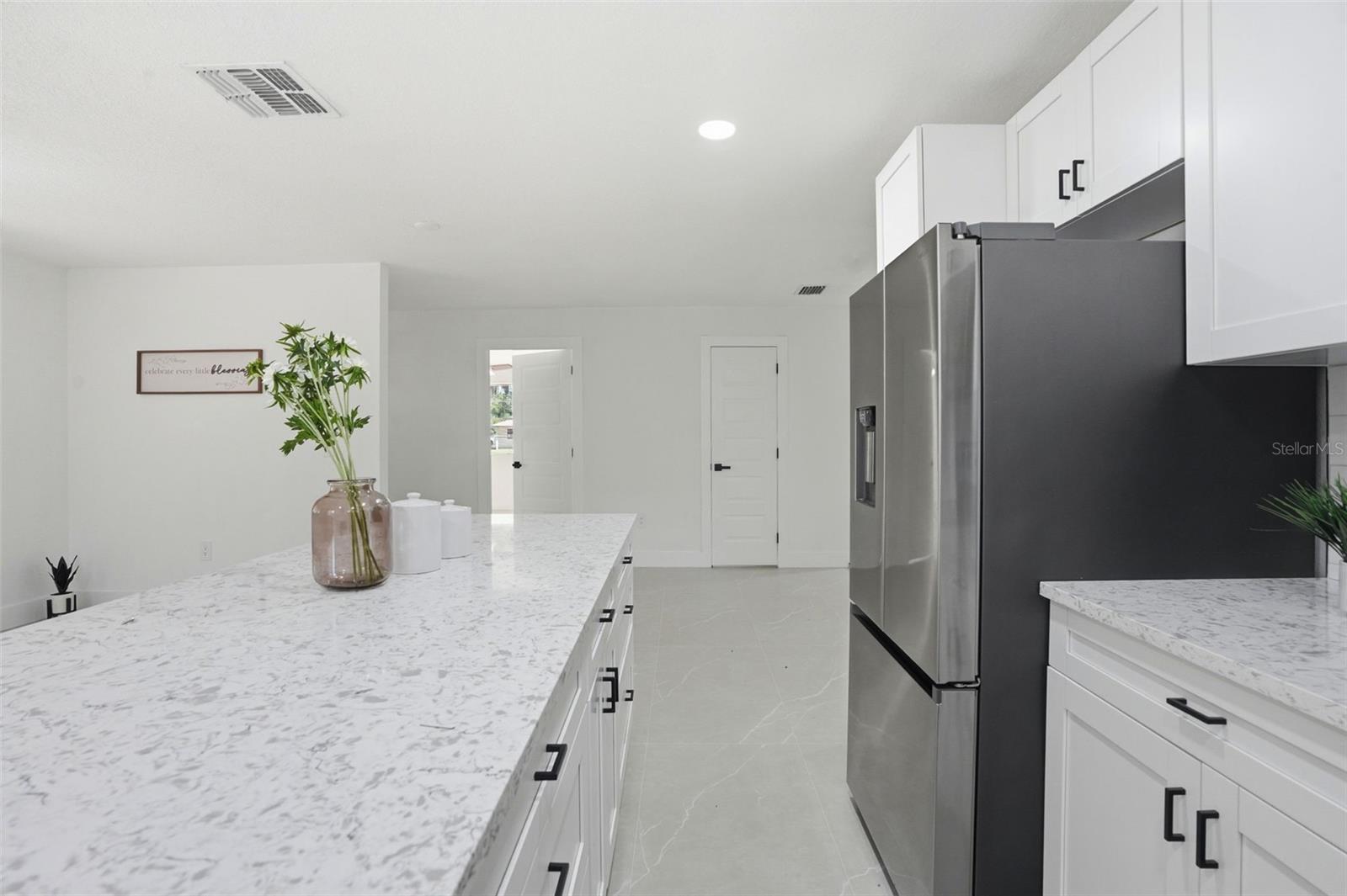 RIVERWOOD SHORES - Residential