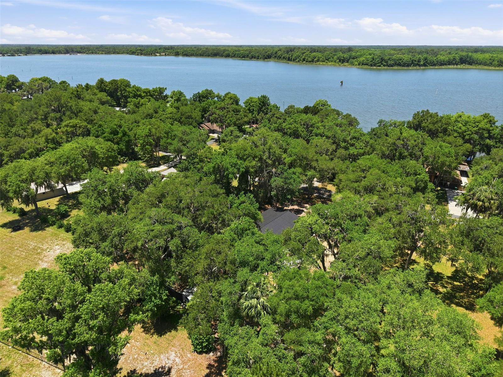 RIVERWOOD SHORES - Residential