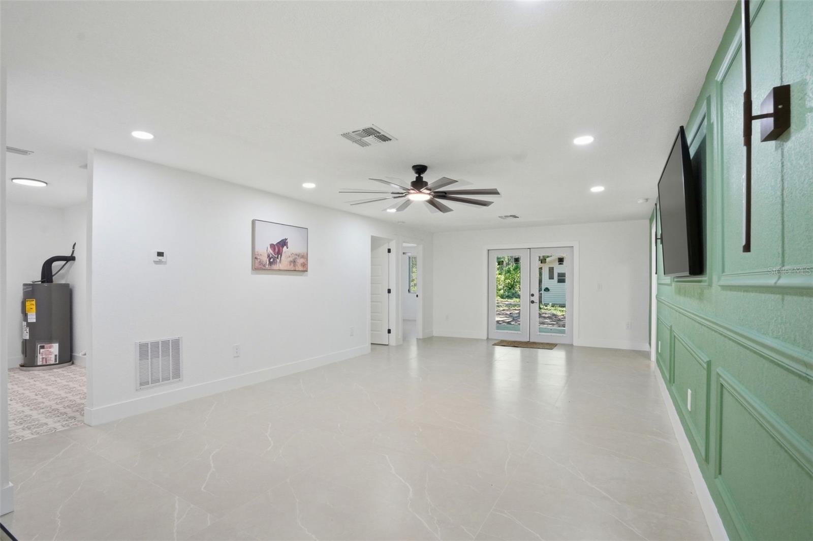 RIVERWOOD SHORES - Residential
