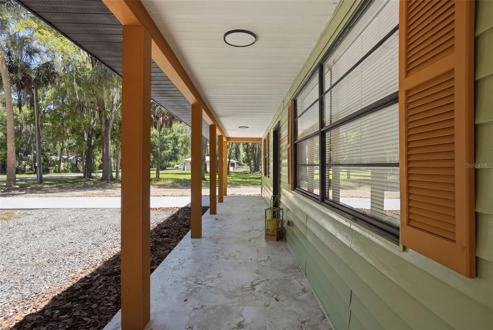 RIVERWOOD SHORES - Residential