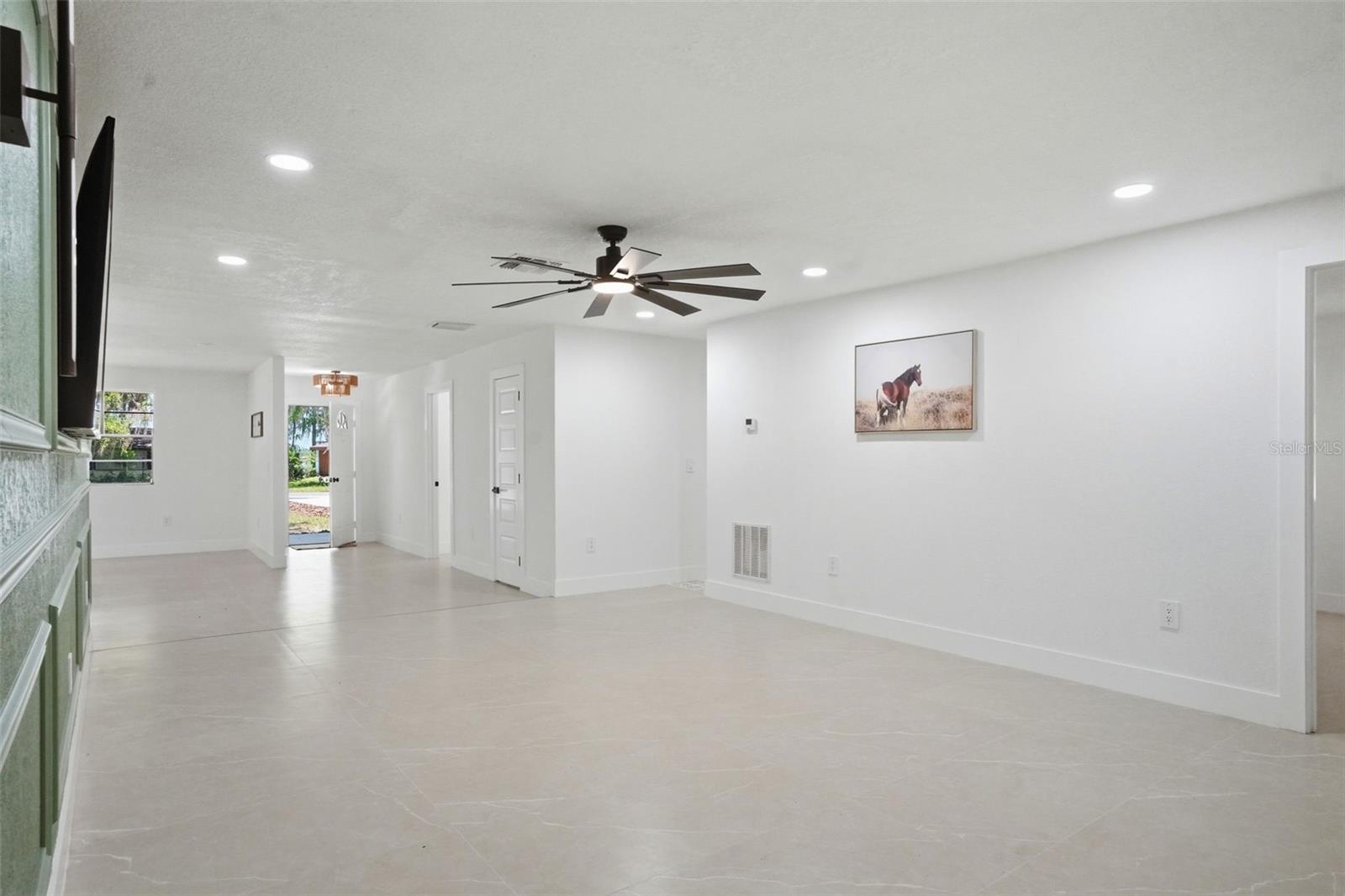 RIVERWOOD SHORES - Residential