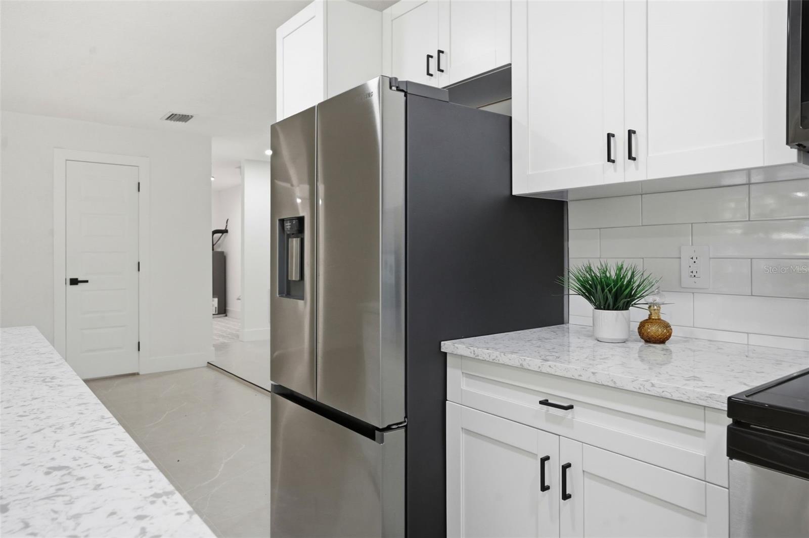 RIVERWOOD SHORES - Residential