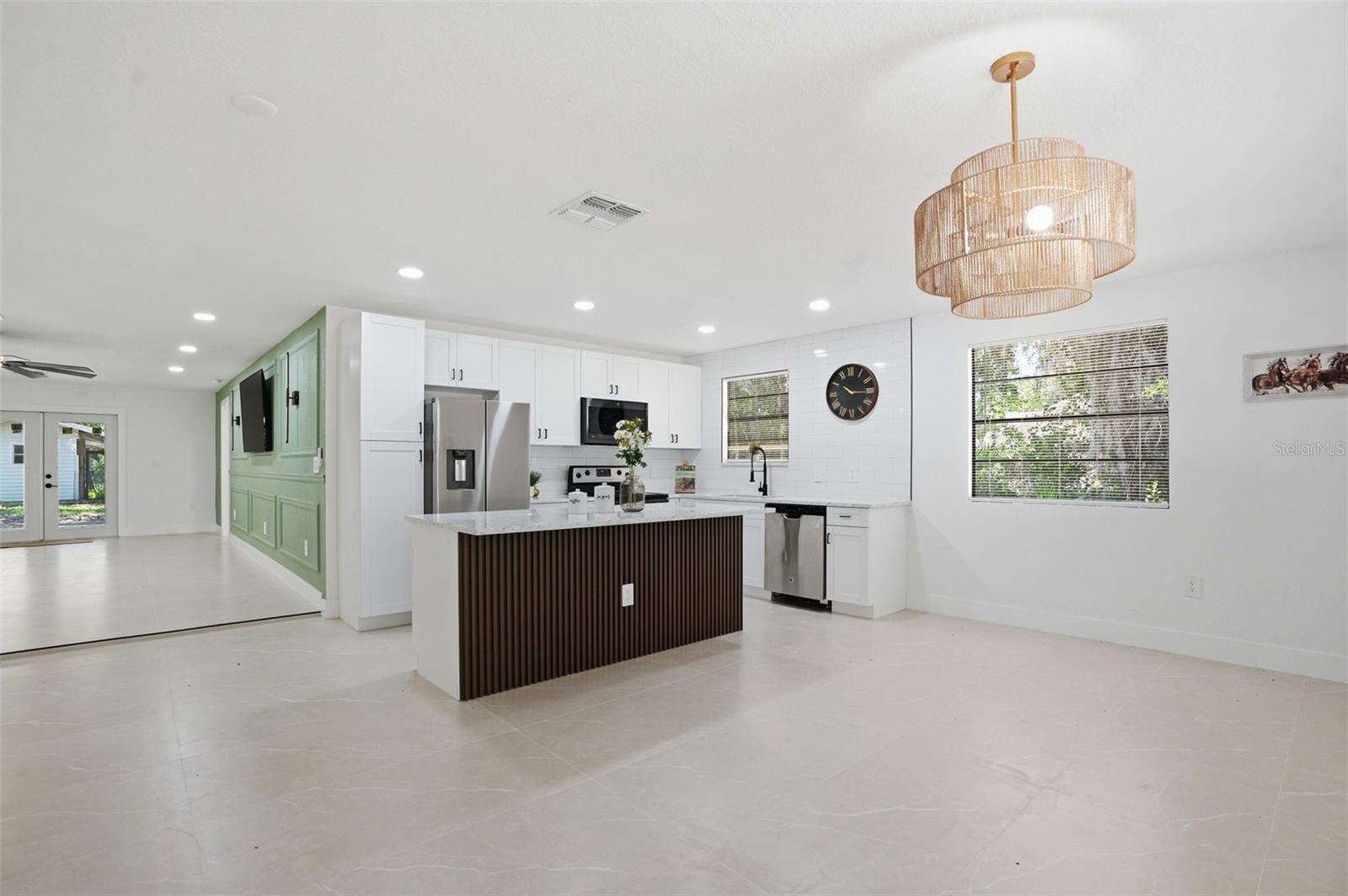 RIVERWOOD SHORES - Residential
