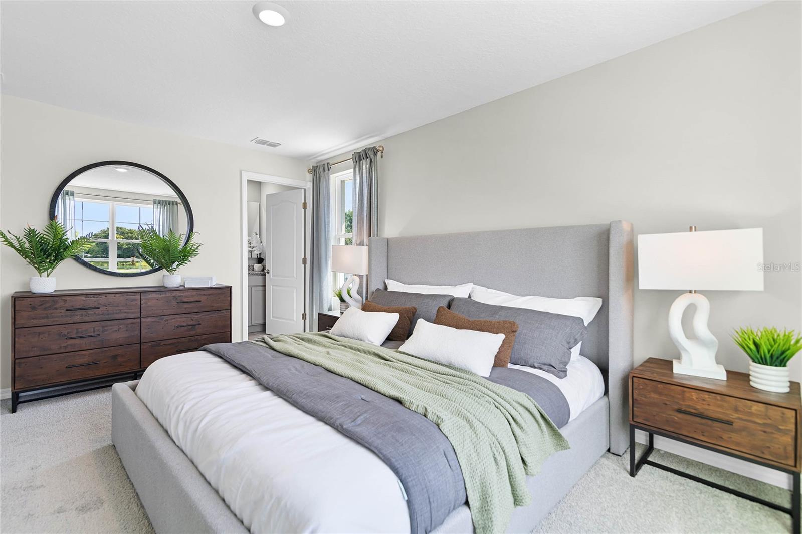 VINEYARDS TWNHMS - Residential