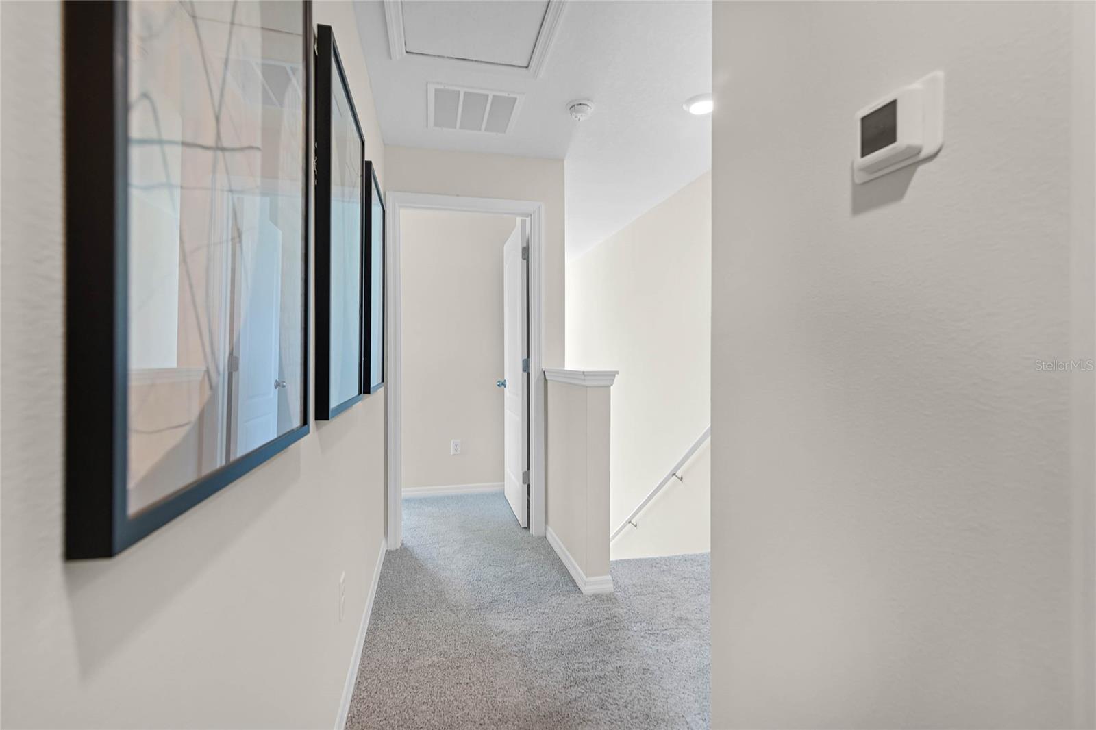 VINEYARDS TWNHMS - Residential