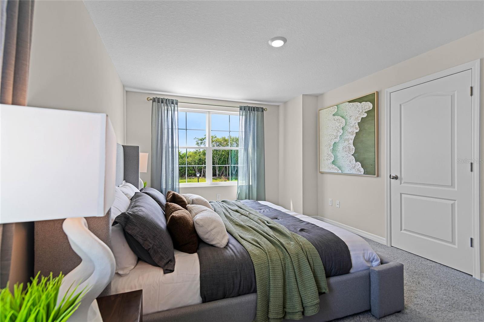 VINEYARDS TWNHMS - Residential