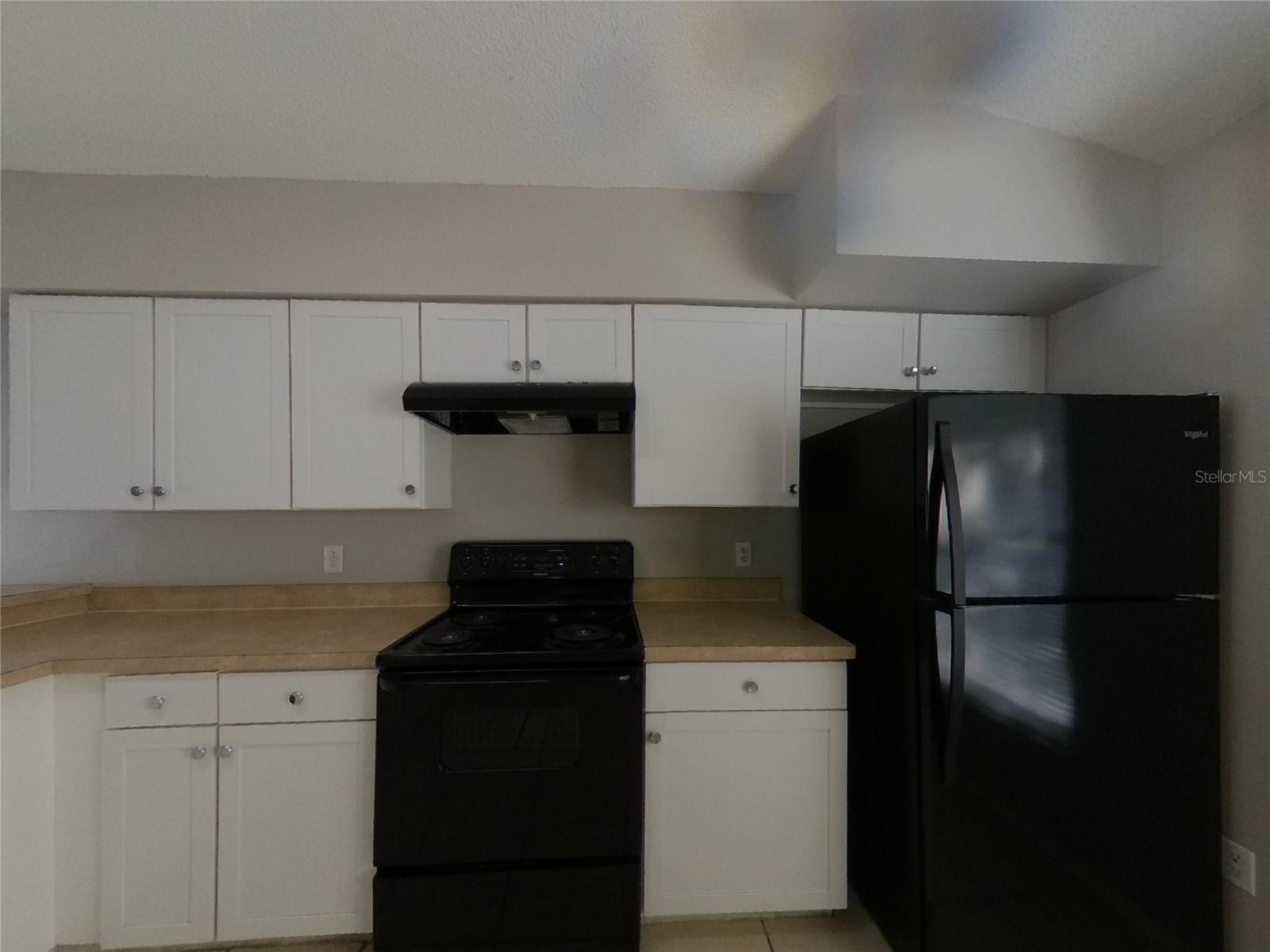 CHATHAM PARK AT SAUSALITO PH 2 - Residential Lease