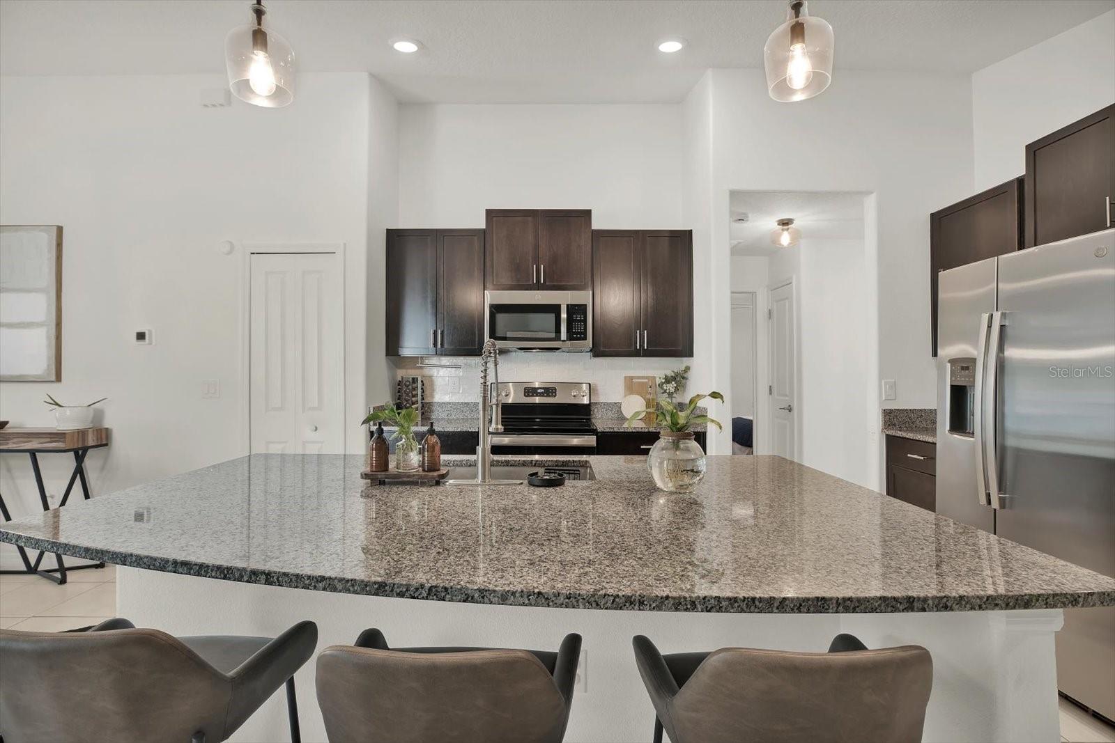 BERRY BAY SUB - Residential Lease