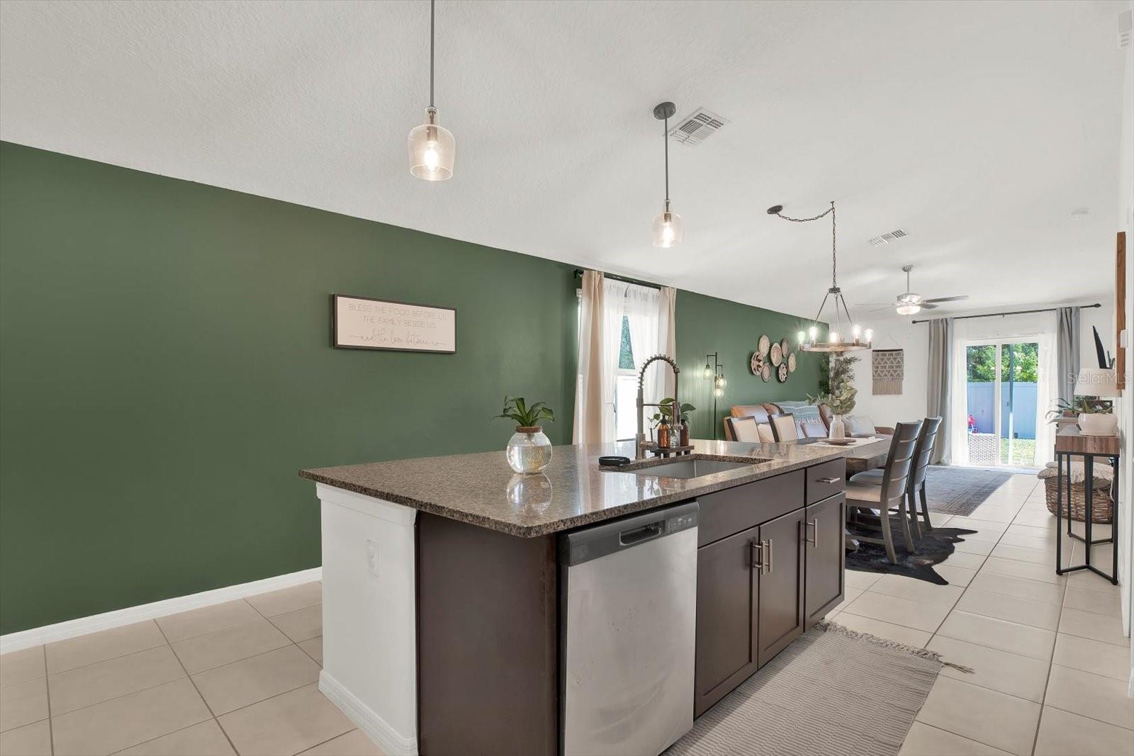 BERRY BAY SUB - Residential Lease