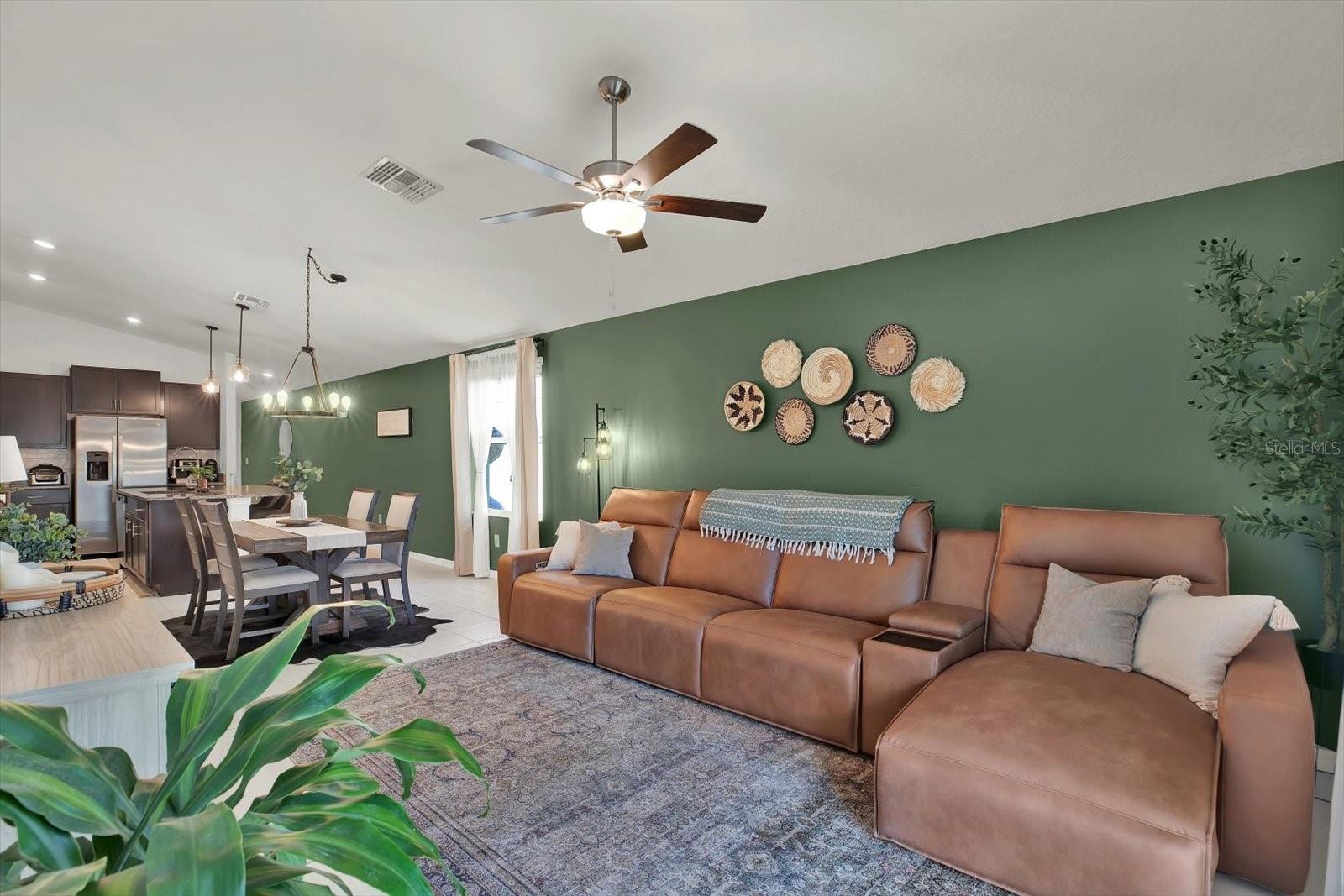 BERRY BAY SUB - Residential Lease