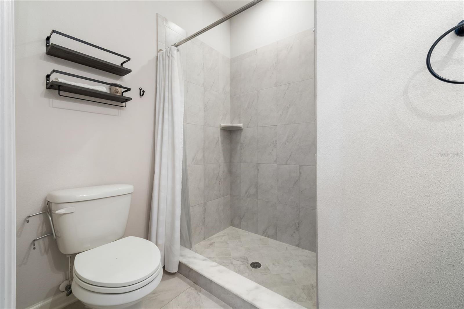 WESTCHESTER CLUSTER SD PH IV - Residential