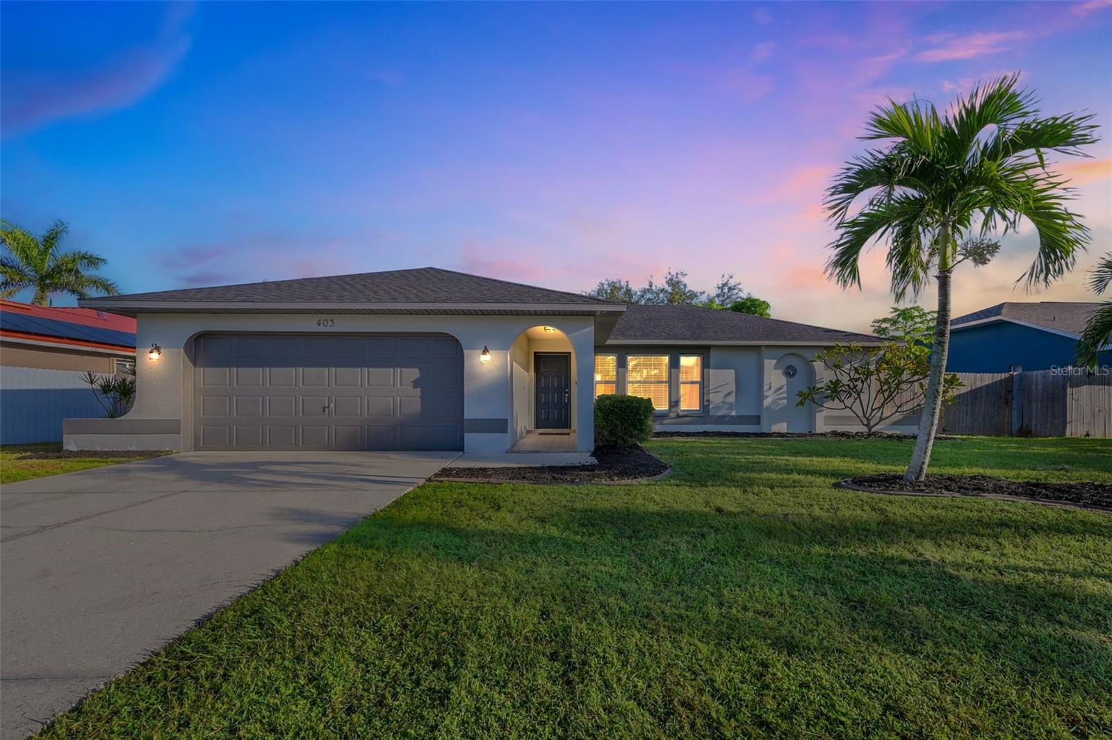 CAPE CORAL - Residential