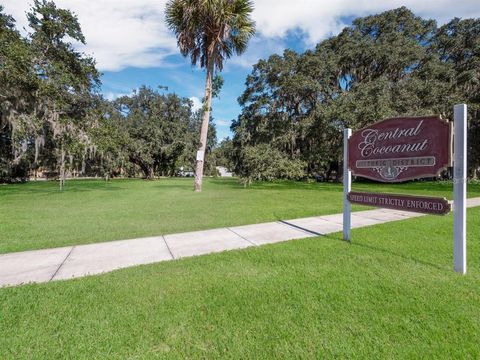 1800 N TAMIAMI TRAIL SARASOTA FL 34234