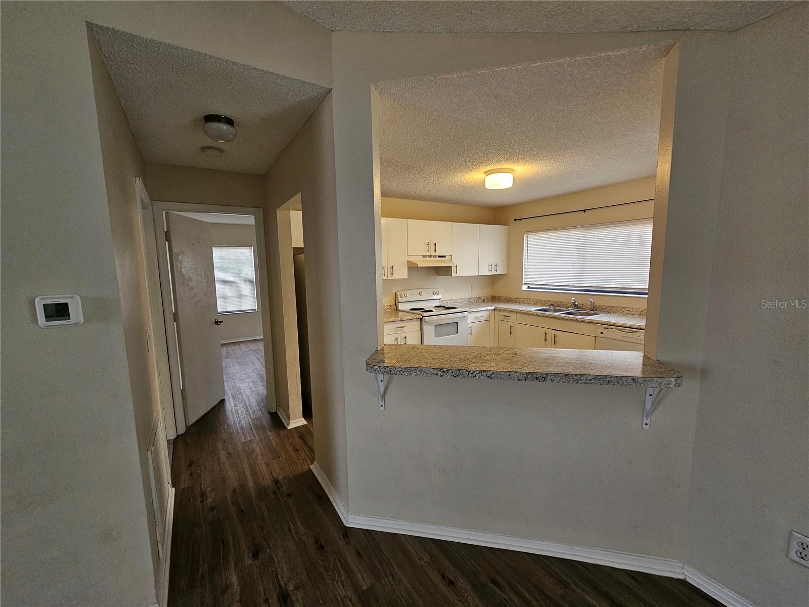 SILVER SPGS SHORES UN 28 - Residential Lease