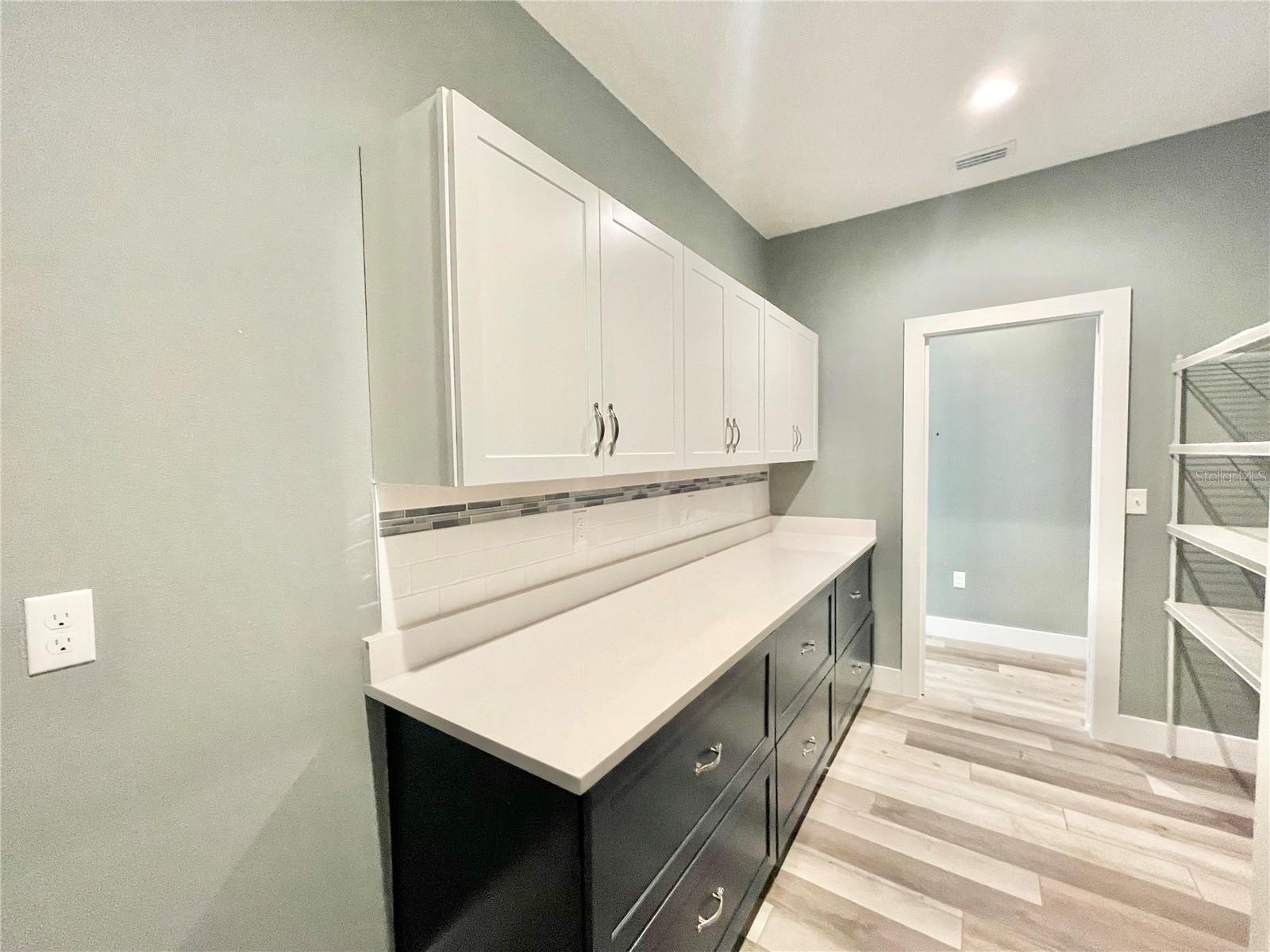 EDGECLIFF - Residential