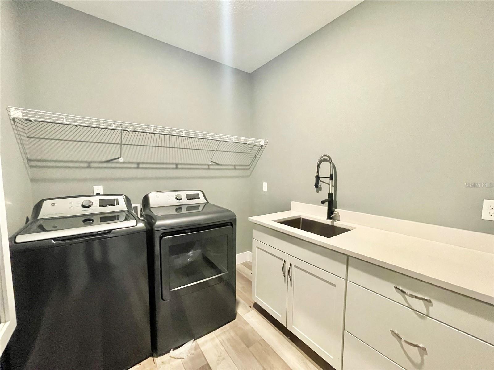 EDGECLIFF - Residential