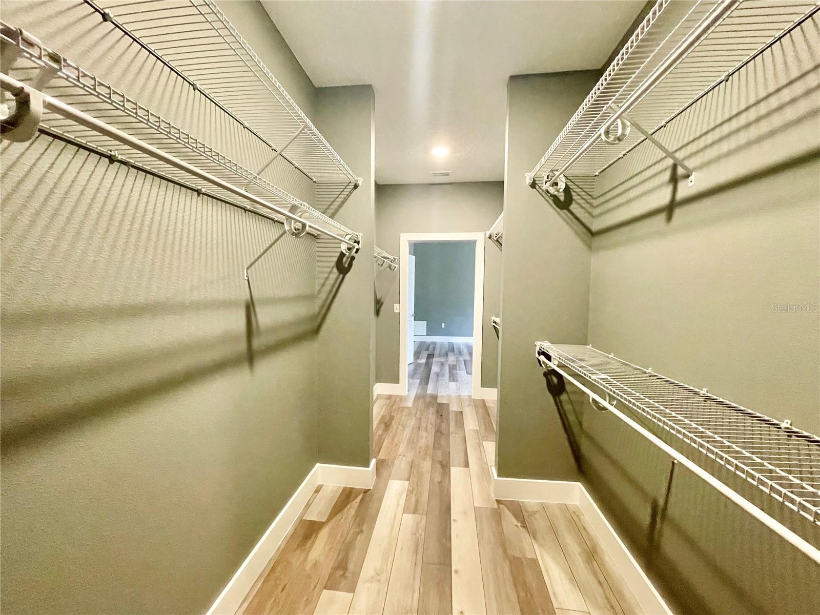 EDGECLIFF - Residential