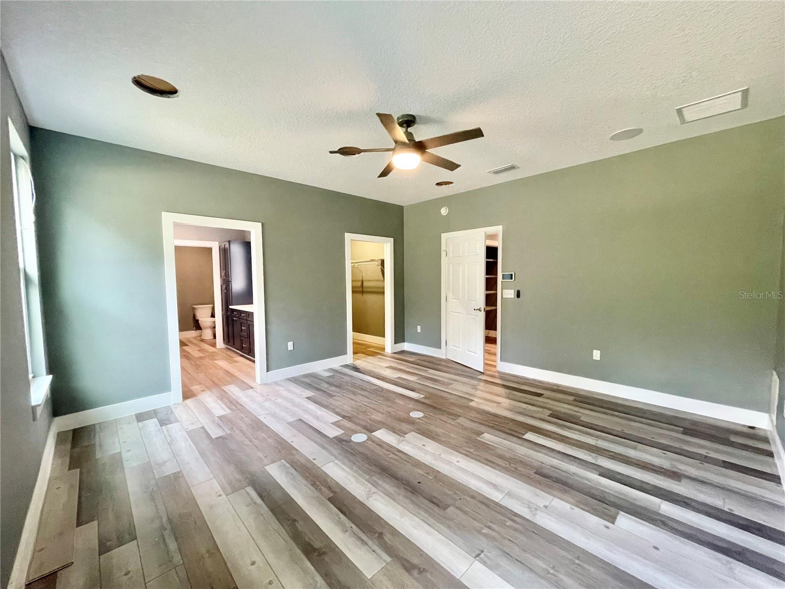 EDGECLIFF - Residential