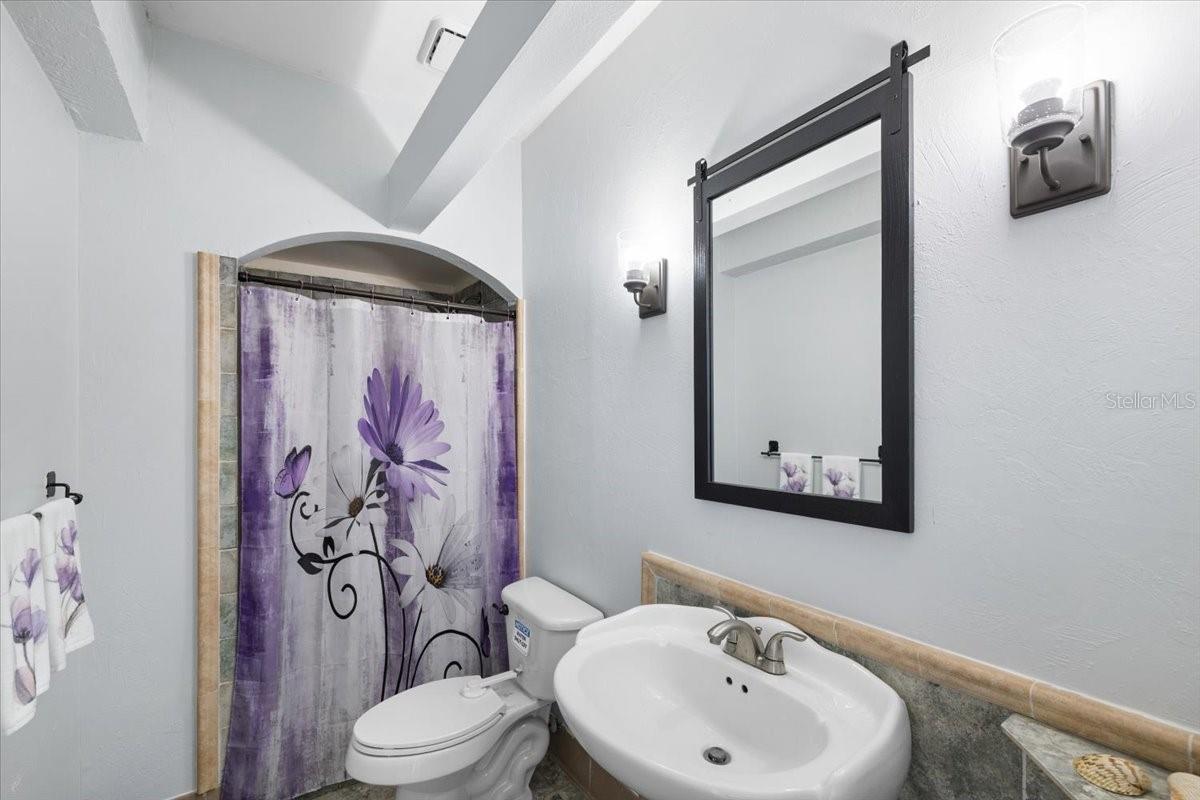 HERNANDO BEACH - Residential