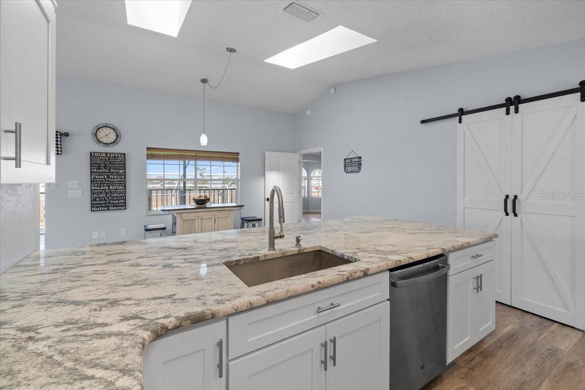 HERNANDO BEACH - Residential