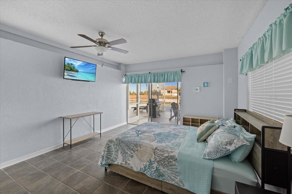 HERNANDO BEACH - Residential