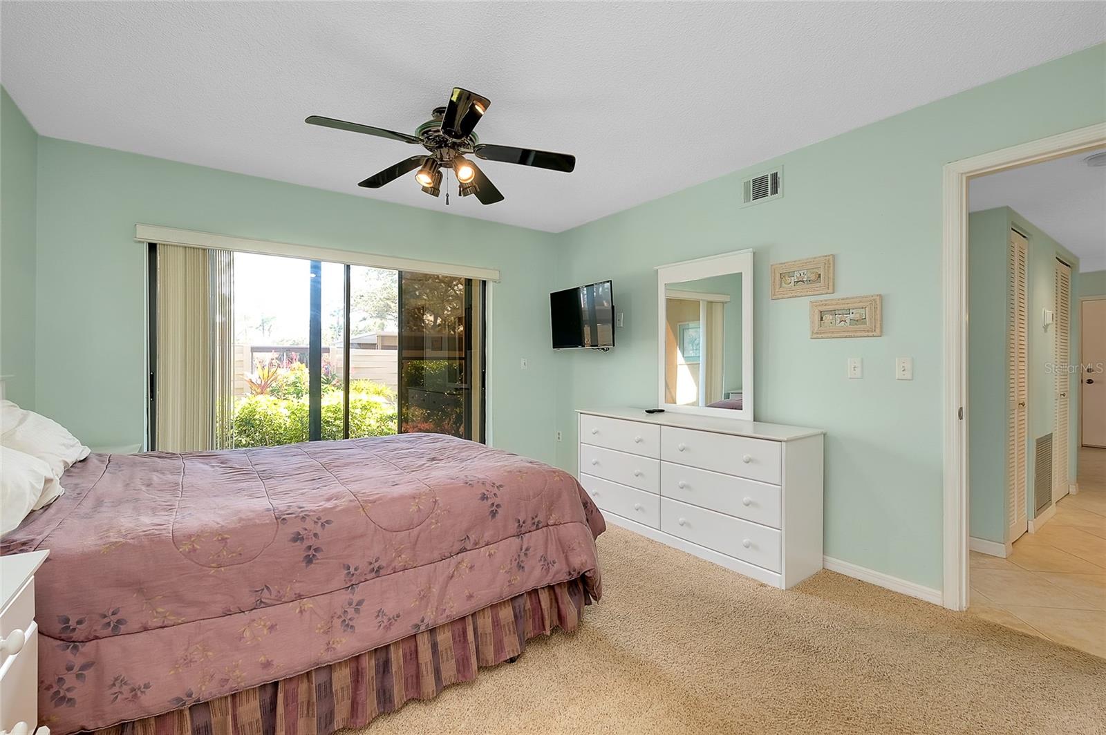 BIRD BAY V - Residential