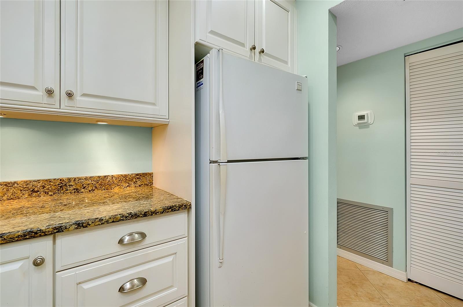 BIRD BAY V - Residential