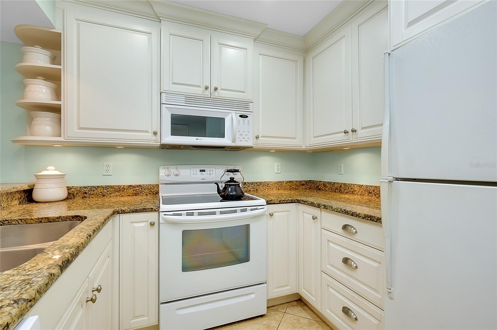 BIRD BAY V - Residential