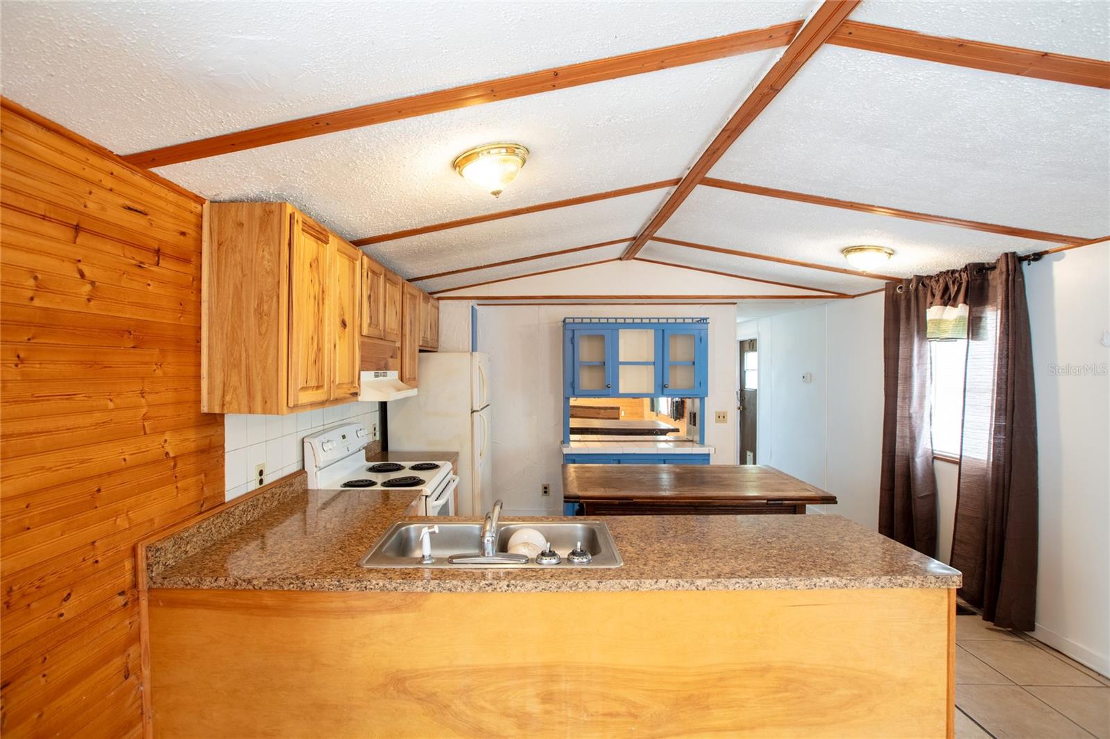 HIGHRIDGE ESTATES - Residential