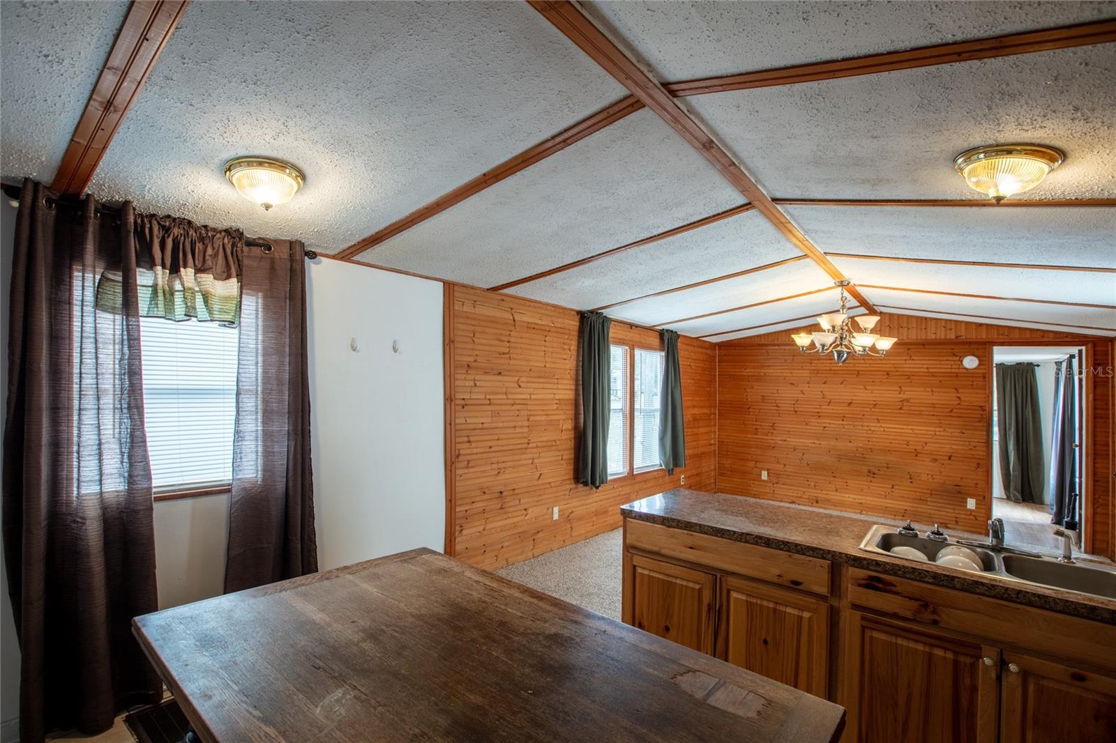 HIGHRIDGE ESTATES - Residential