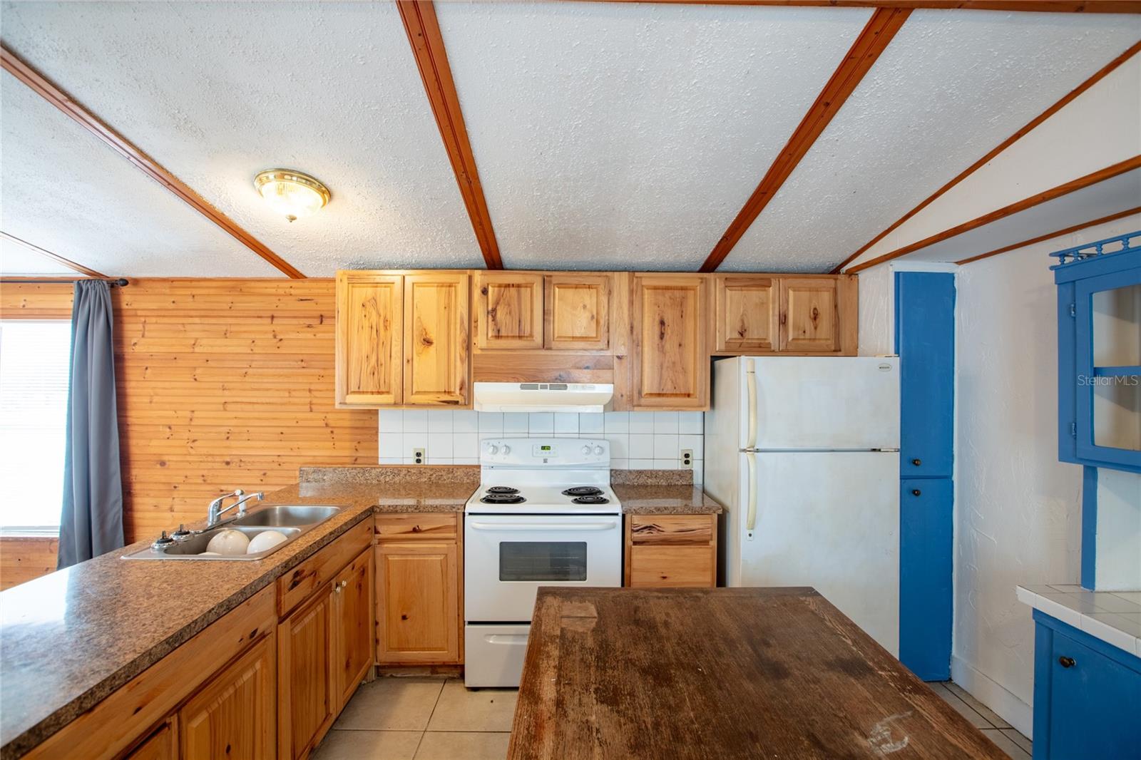 HIGHRIDGE ESTATES - Residential