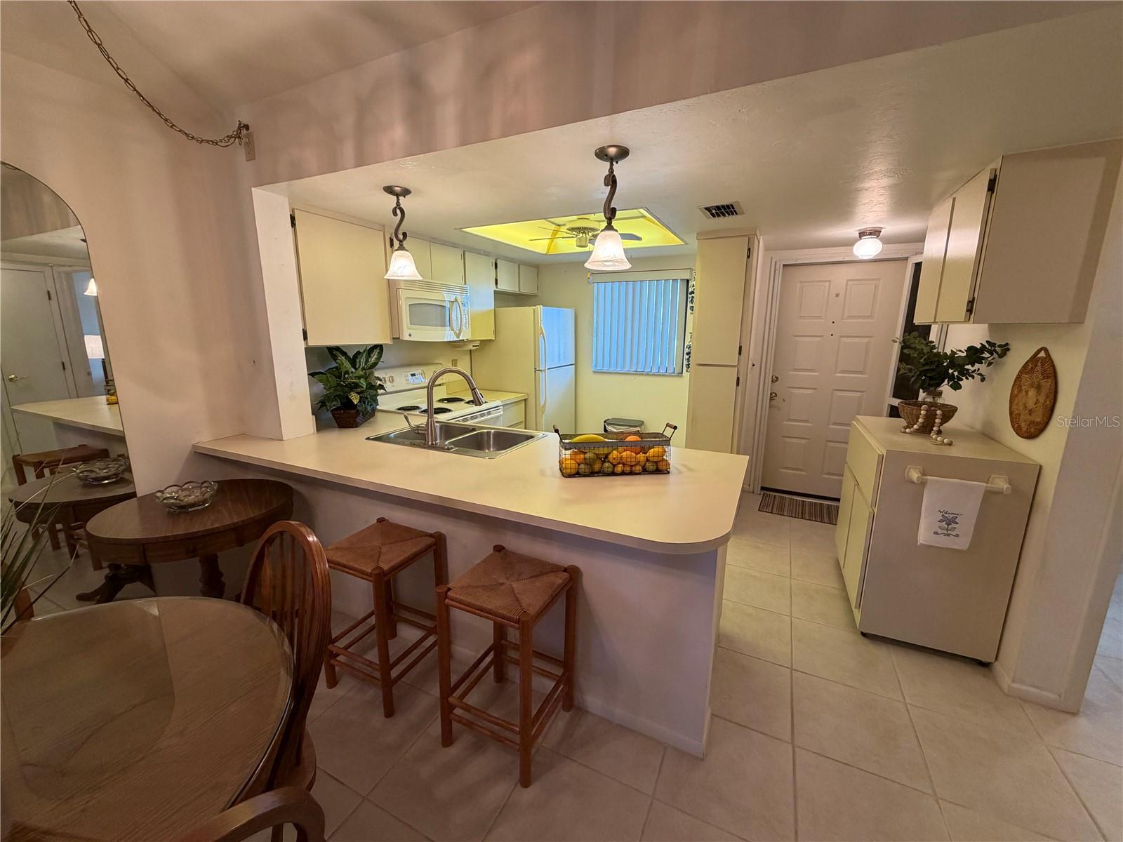 25225 RAMPART BOULEVARD 2203