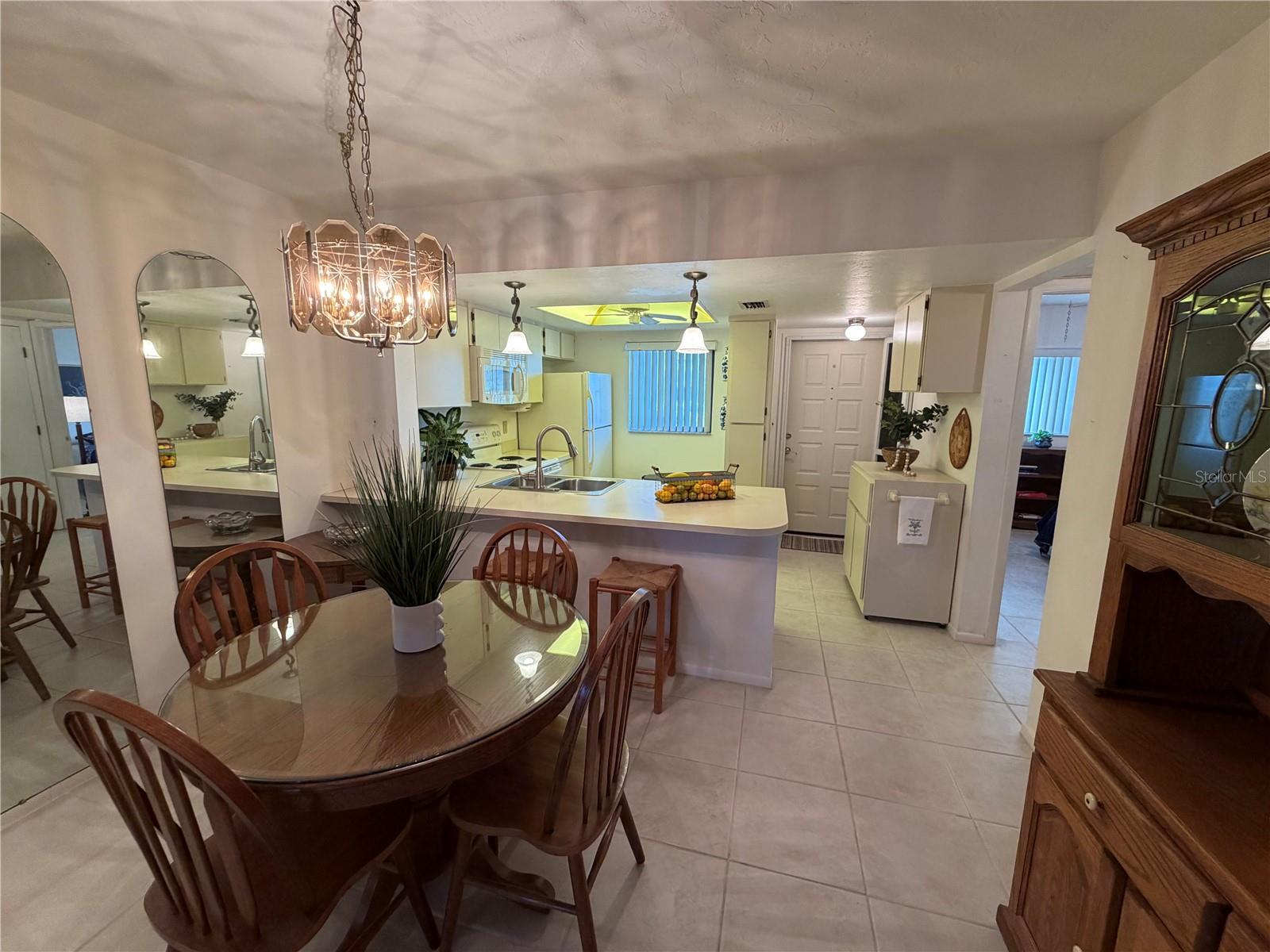 25225 RAMPART BOULEVARD 2203