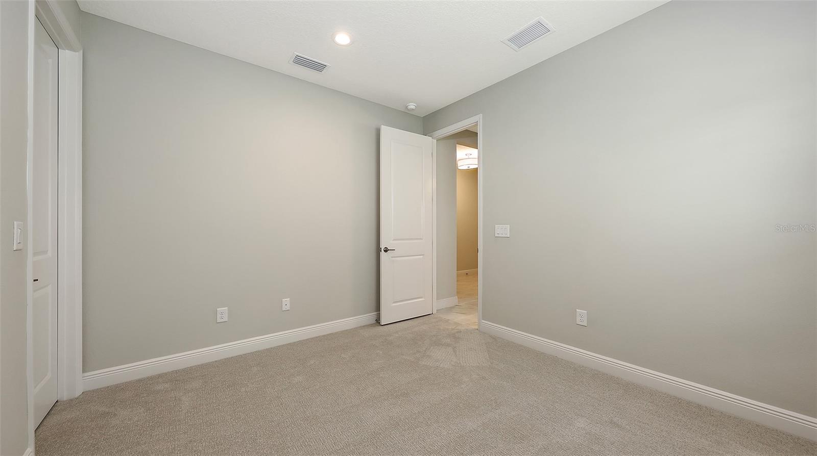 PALM GROVE AT LAKEWOOD RANCH - Residential