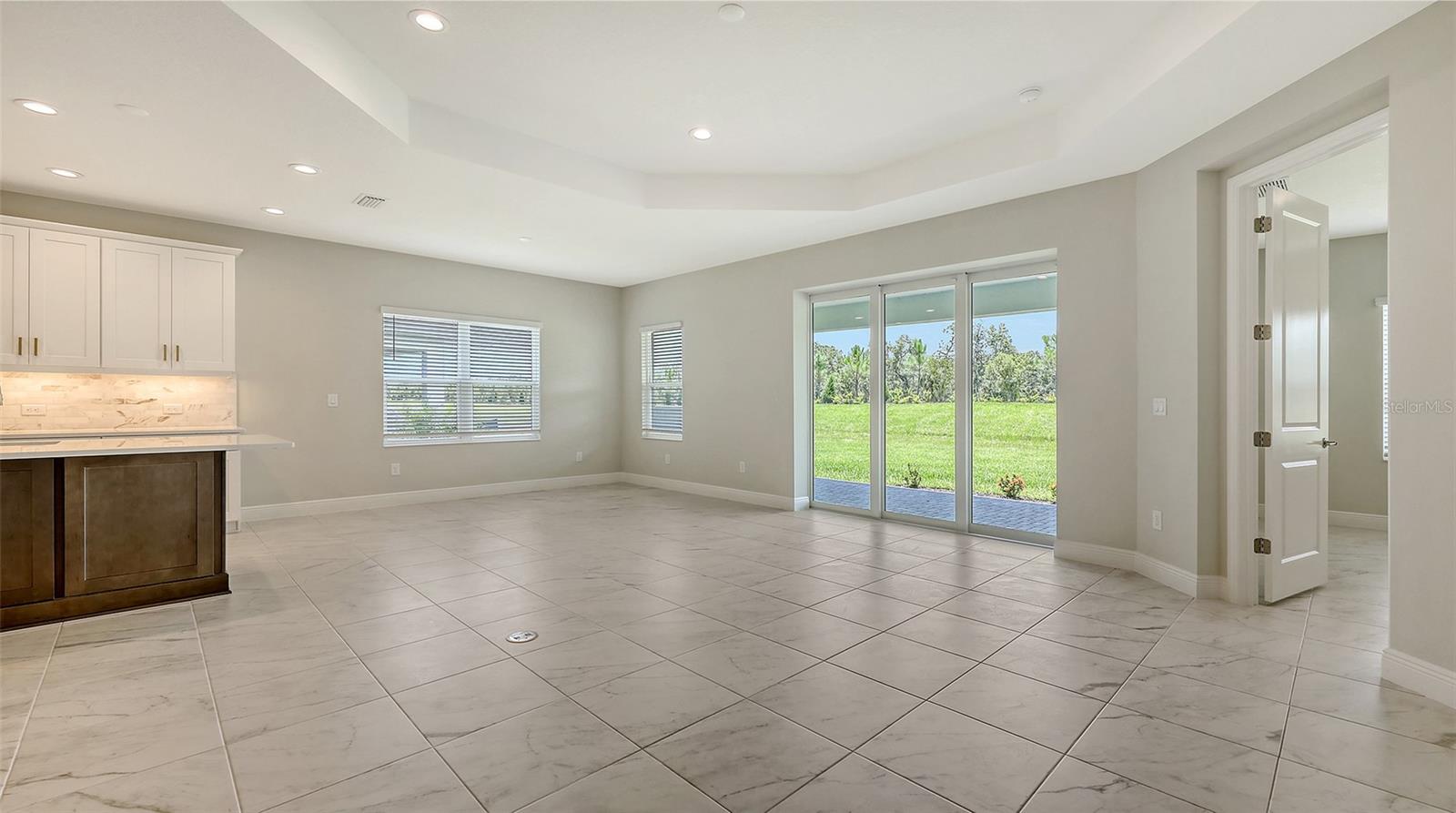 PALM GROVE AT LAKEWOOD RANCH - Residential