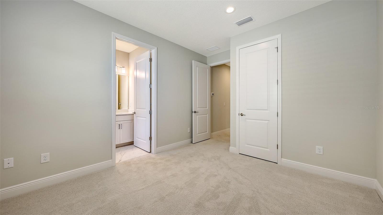 PALM GROVE AT LAKEWOOD RANCH - Residential