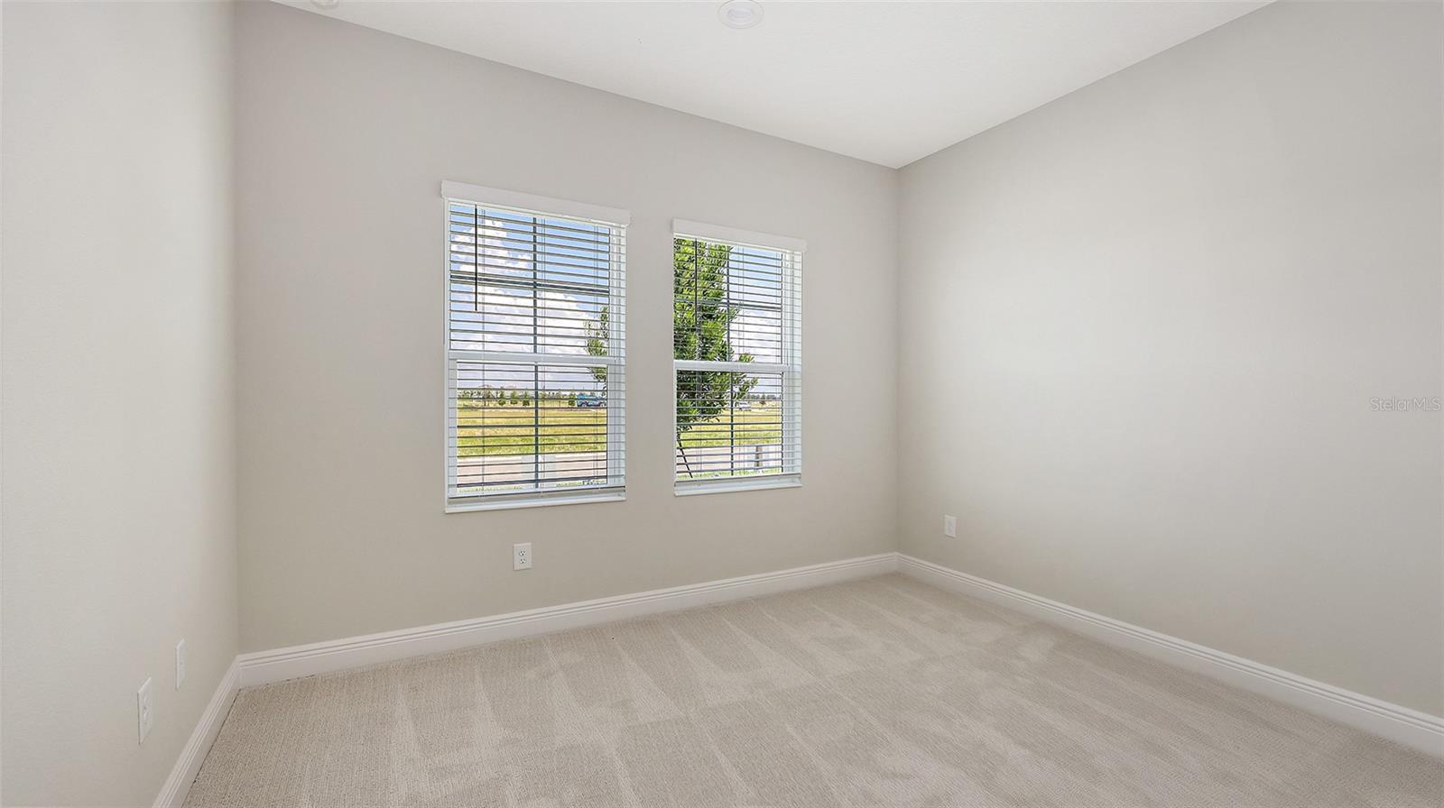 PALM GROVE AT LAKEWOOD RANCH - Residential