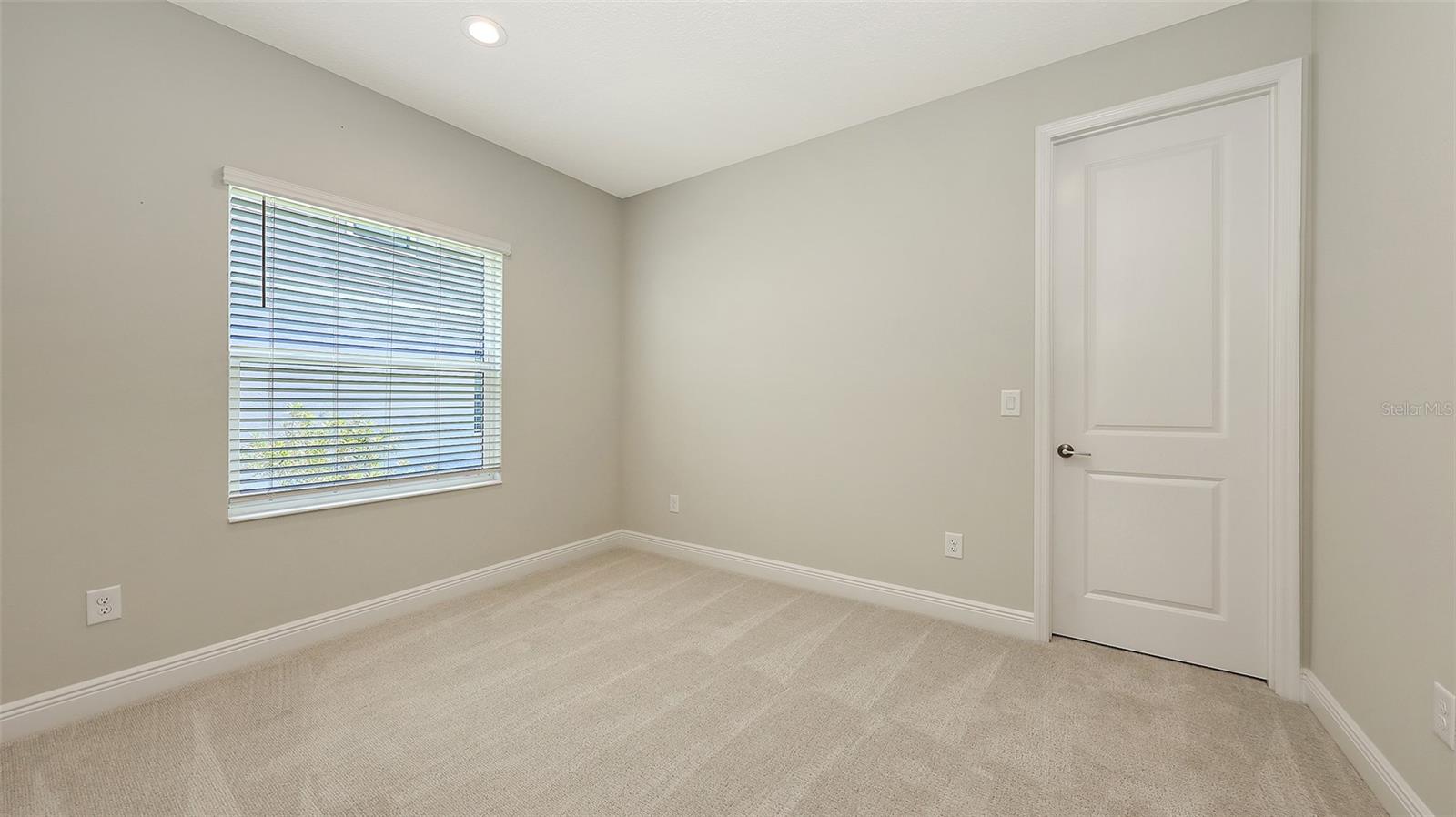 PALM GROVE AT LAKEWOOD RANCH - Residential