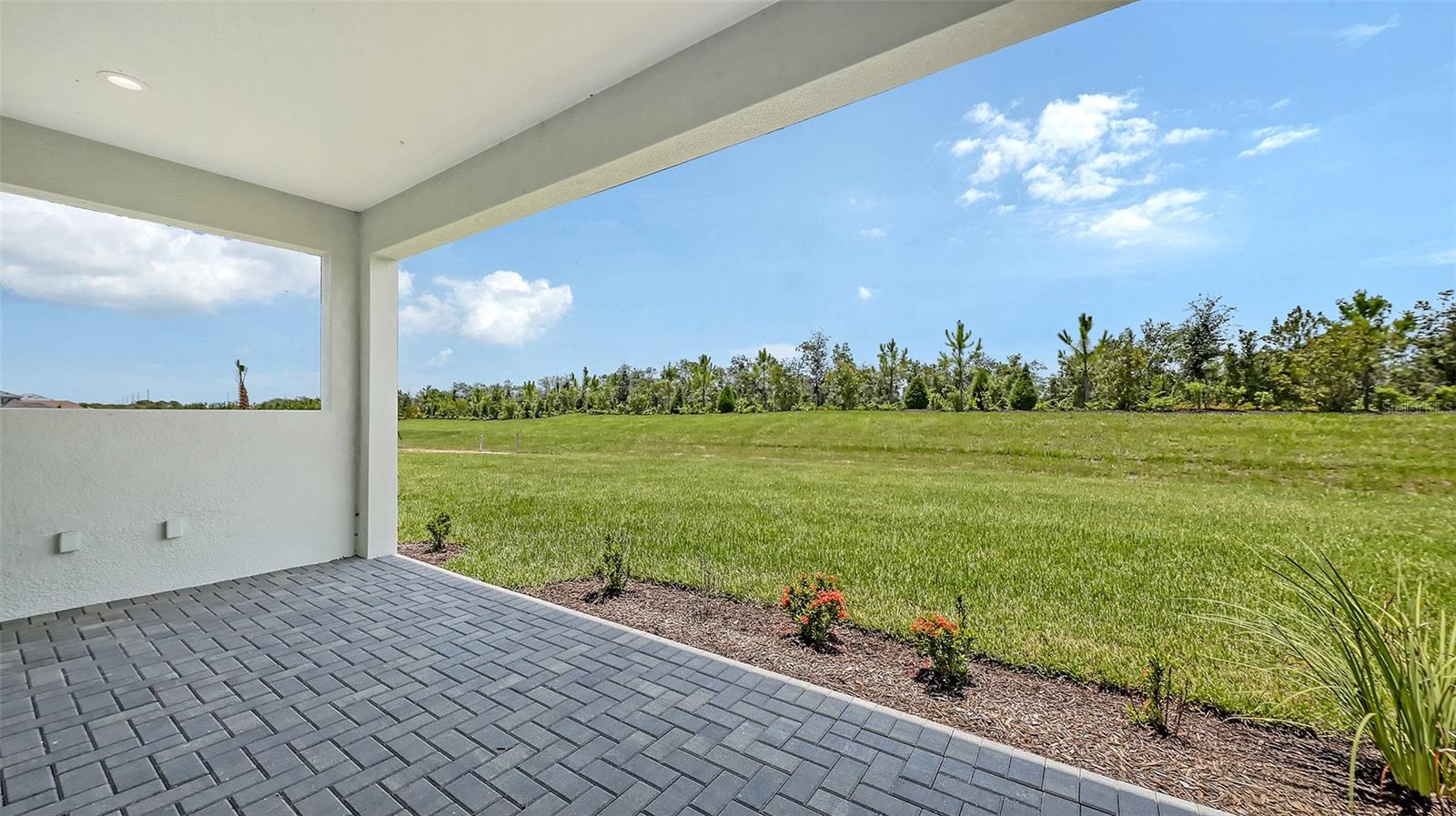 PALM GROVE AT LAKEWOOD RANCH - Residential
