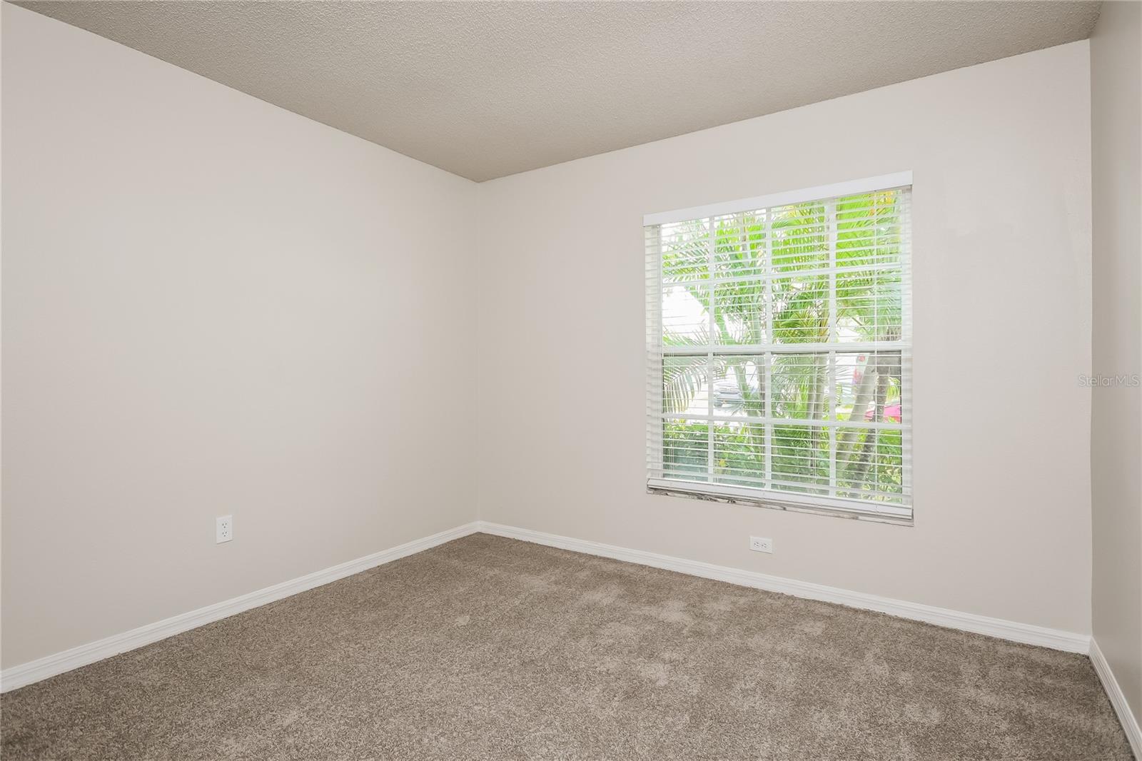 HEMINGWAY PLACE PH 01 REP - Residential Lease