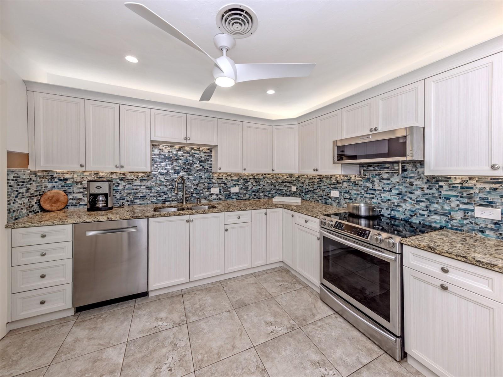VENICE SOUTH GULF VIEW SEC OF - Residential