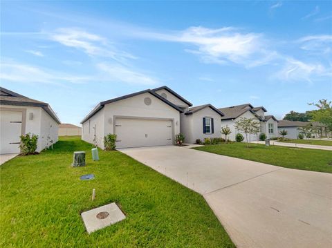 A home in LAKELAND