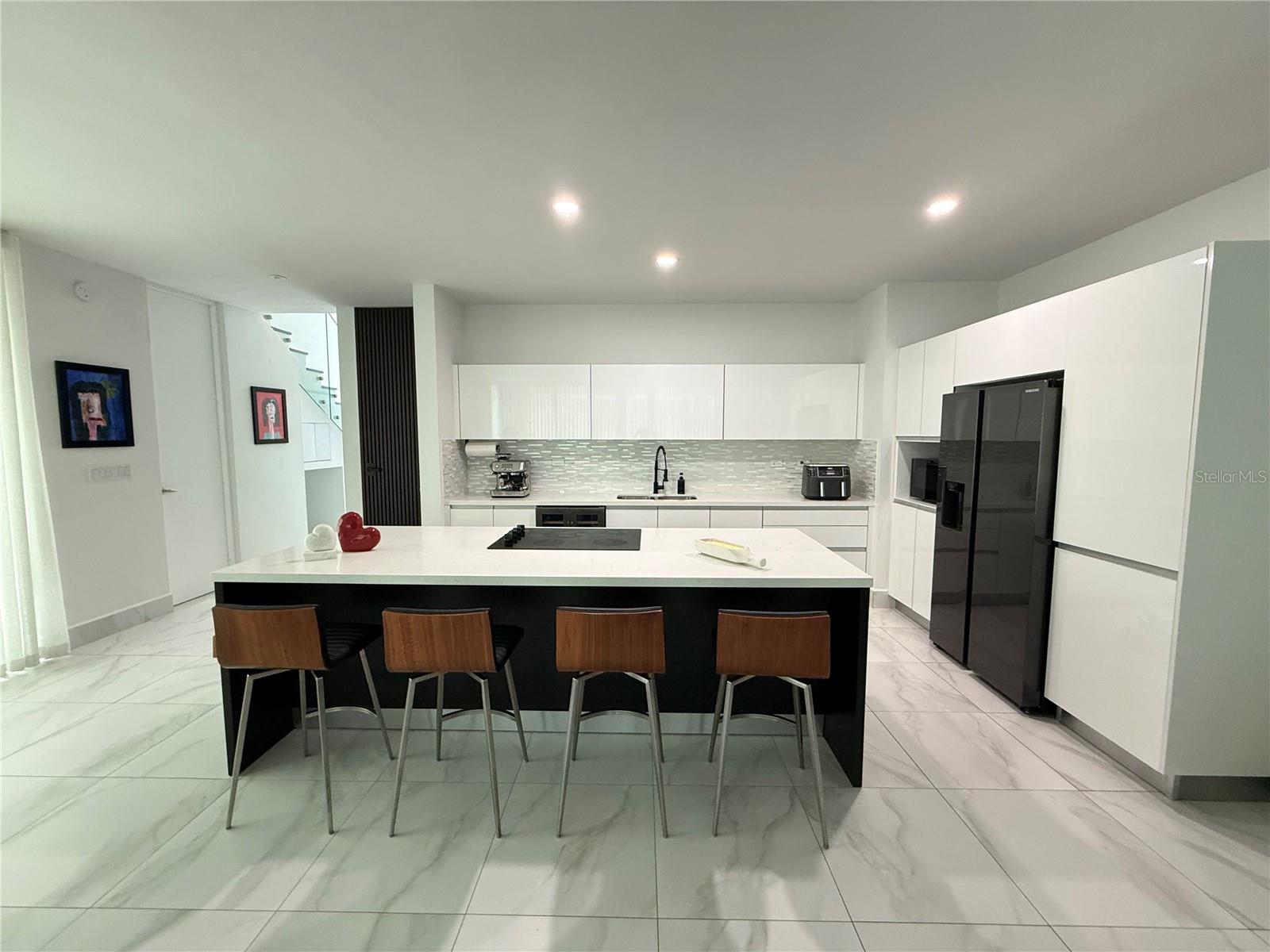 RIVIERA VILLAGE - Residential