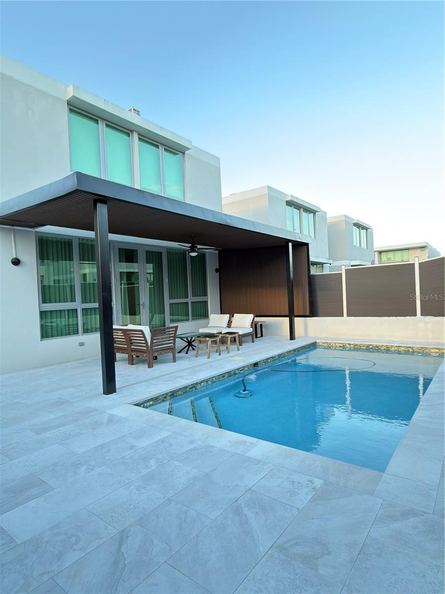 RIVIERA VILLAGE - Residential