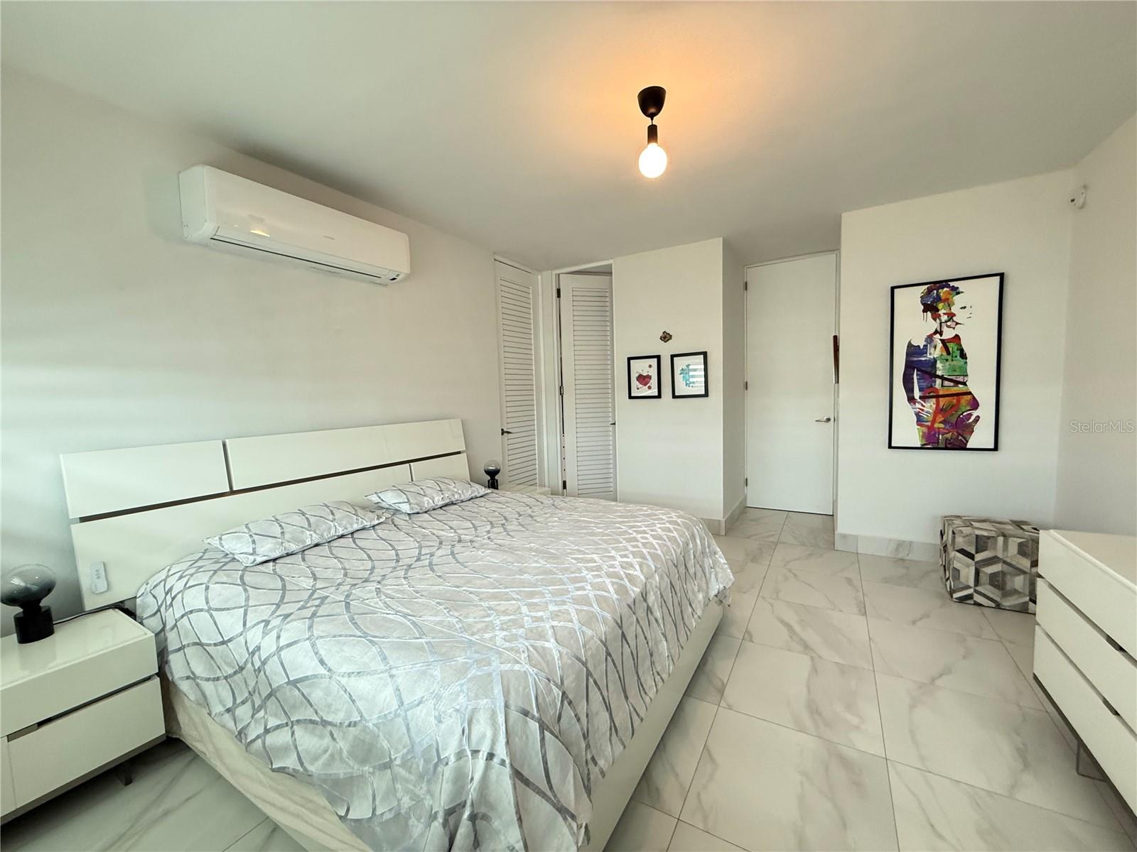 RIVIERA VILLAGE - Residential